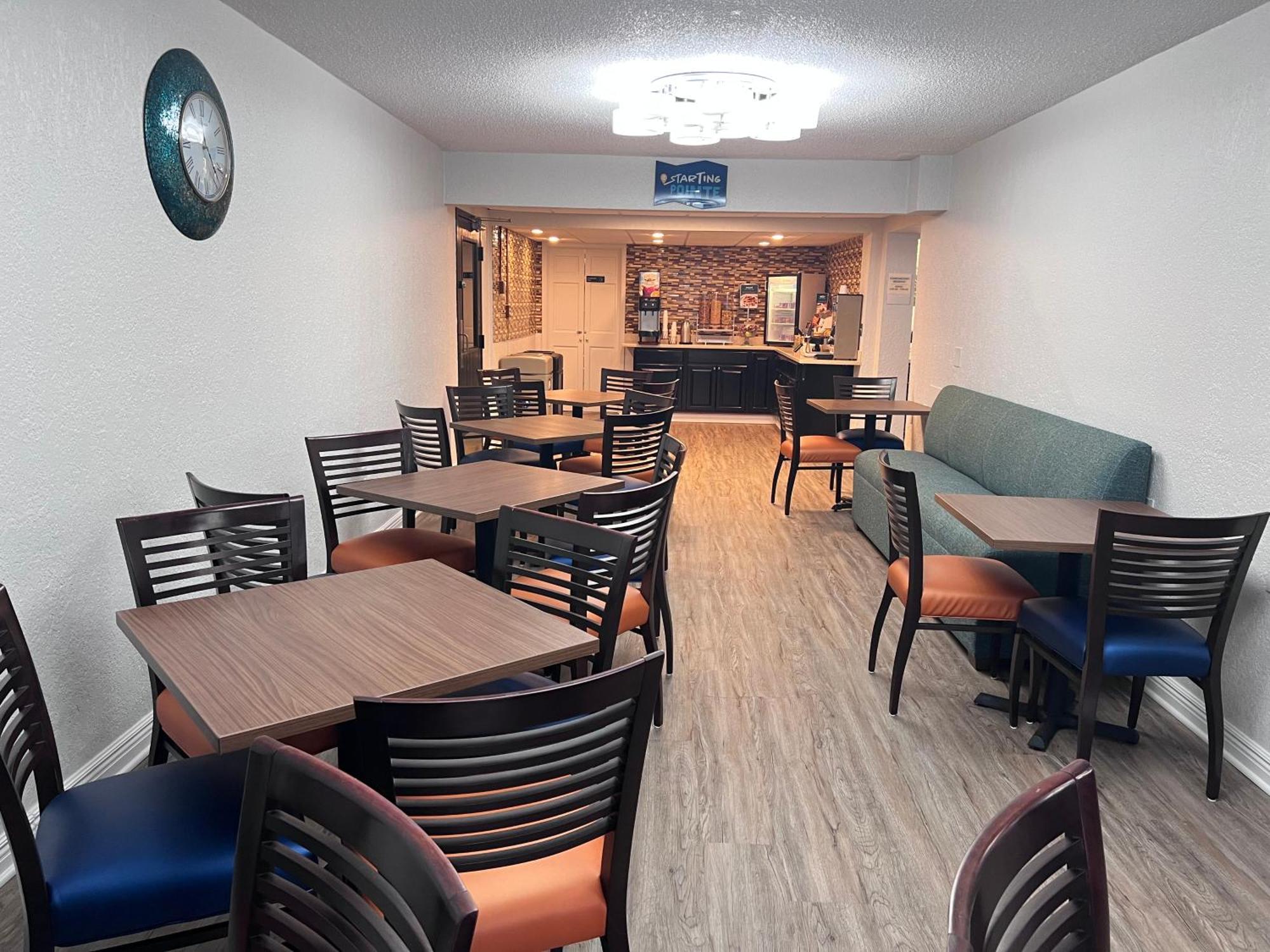 Clarion Pointe Hotel Jasper Luaran gambar