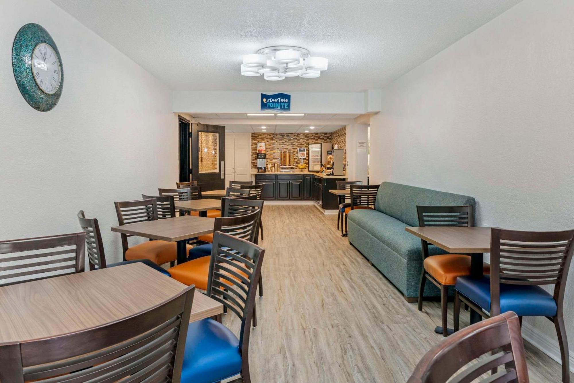 Clarion Pointe Hotel Jasper Luaran gambar